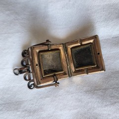 Vintage Victorian Spinner Fob Locket Polished Stones Double-sided