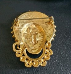 Vintage Gold Tone African Tribal Lady Face Mask Brooch Pin Pendant MCM Costume