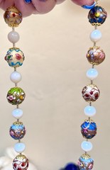 GORGEOUS Vintage Venetian Art Glass Wedding Cake & Opalescent Bead Necklace