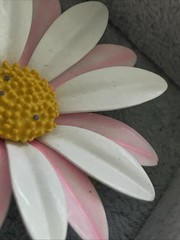 Vintage Pink And White Daisy Enamel Brooch