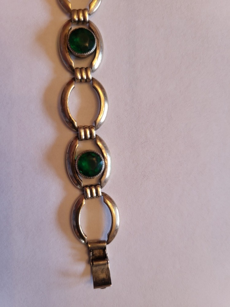 Vintage Gold Plated Green Glass Bracelet, Signed Simmons on clasp, 1940s/1950s