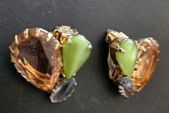 Vtg JULIANA D&E Cluster Faceted Multicolor Rhinestone Brooch & Clip-On Earrings