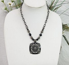 Vintage Black Crystal & Gunmetal Square Pendant Beaded Chain Choker Necklace