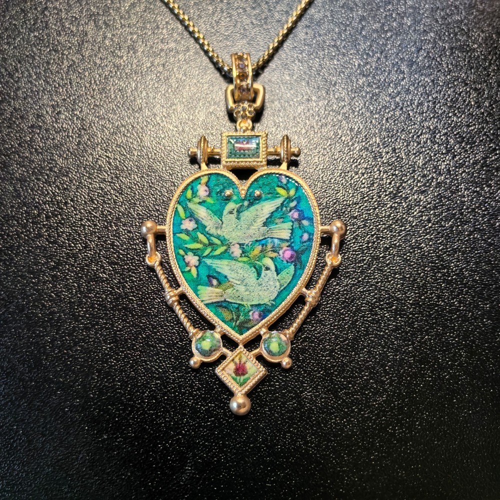 Vintage European Heart Green Bird Pendant Necklace Gold Victorian Jewelry Gift