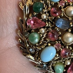 Vintage Signed HOLLYCRAFT Multicolor Cabochon Mughal Style Brooch