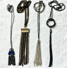 4 Unique Mod Tassel Black / Silver / Gold Tone Pendant Necklace Lot n835
