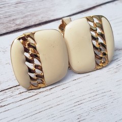 Vintage Clip On Earrings – Rounded Square Shape Cream & Gold Tone 7/8″