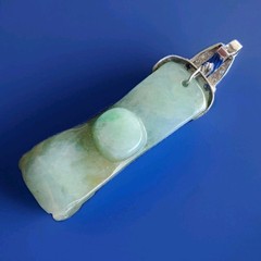 ORIGINAL Antique Green JADE DIAMOND Art Deco Pendant SOLID PLATINUM Medallion