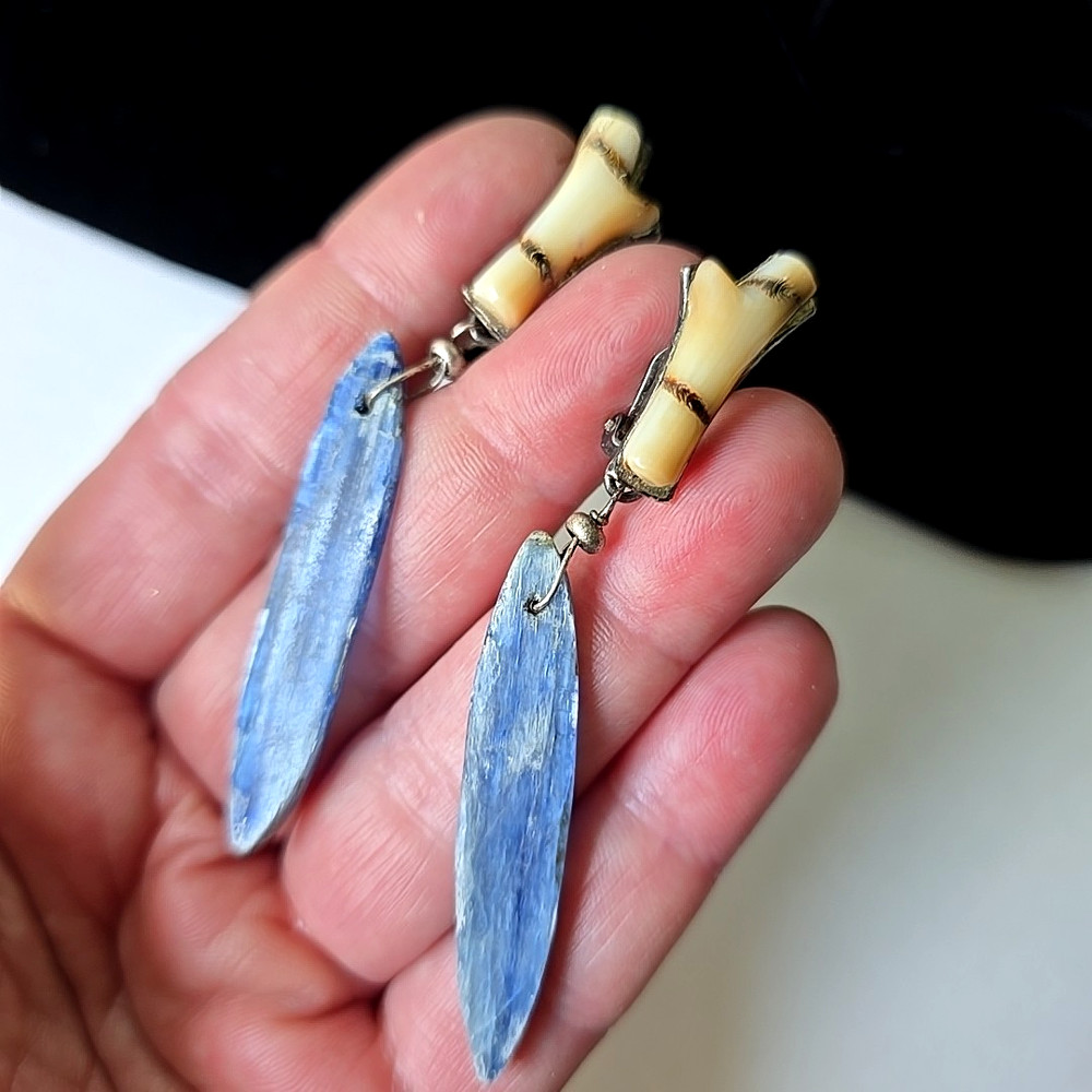 Vintage Brazilian Raw Kyanite White Coral Dangle Earrings Clip On