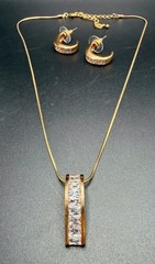 Vtg Gold Tone Channel Set Crystal Baguette Pendant Necklace / Post Earrings Set