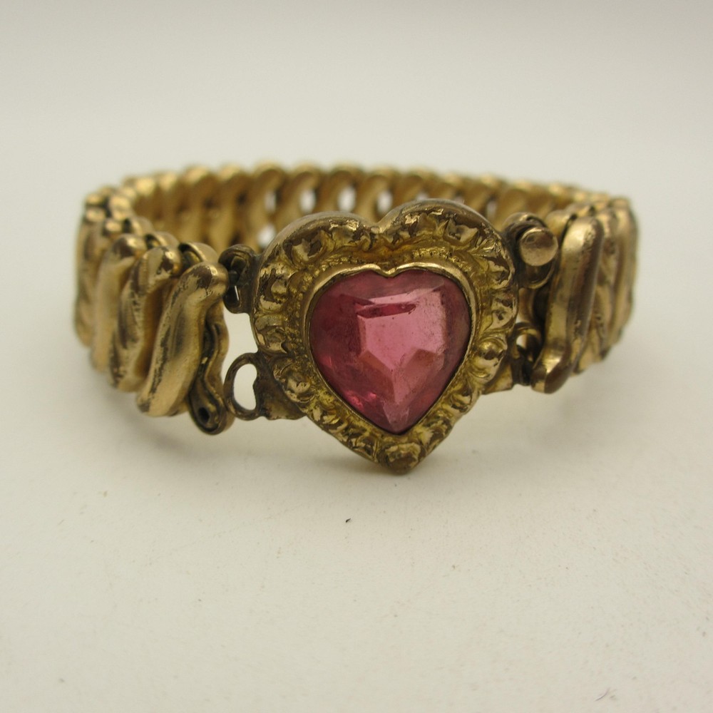 Vintage Carmen Sweetheart Bracelet Red Heart Expansion WWII Era BROKEN LINK