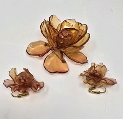 Golden Cellulose Acetate Flower Brooch Pin With Earrings Vintage