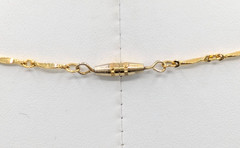 Vintage Gold Tone Oval Locket Necklace Large Repousse Florals Bar Link Chain 24″