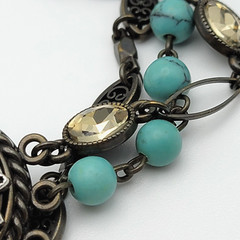 Vintage Charm Chain Bracelet Brass-Tone Crystal Faux-Turquoise And Pearl 8.5 In