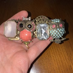 Vintage Rare Betsey Johnson Owl Stretch Bracelet