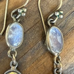 VINTAGE FACETED MOONSTONE RUTILATED & CLEAR QUARTZ LONG DROP DANGLE EARRINGS