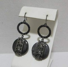 Vtg Gun Metal Black Wrapped Grey Lucite Disk Dangle Earrings Pierced