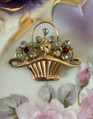 Vintage Van Dell 12K Gold Filled Flower Basket Brooch