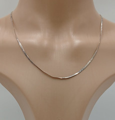 925 Italy Herringbone Necklace 18in Sterling Silver 2g Flat Sleek Unisex Chain
