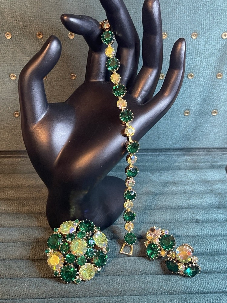 Weiss Emerald Green & Aurora Borealis Set (Brooch, Bracelet, & Earrings)