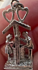 Sterling Silver 3D Wishing Well Charm Couple, Hearts, Vintage 9.3g 925