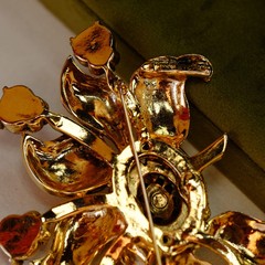 Eisenberg Original Giant Flower Brooch Book Piece 1940s