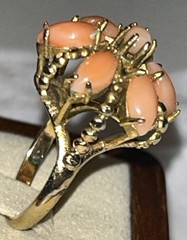 Vintage Angel Skin Coral Flower Ring Gold Tone Hawaiian Estate Size 5.75 1960’s