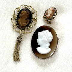 Nice Vintage Jewelry Mix Lot All Wearable Gold Tone Unbranded Monet 35 Pieces