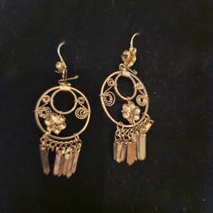 Vintage Gold Tone Earrings