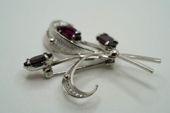 Vintage Sorrento Sterling Silver Red-ish Purple Stone Flower Brooch 4.5cm JB26