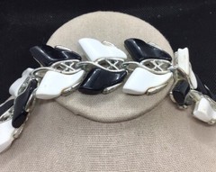 Vintage Costume Wide Black & White Plastic Stone Bracelet 7″ E741