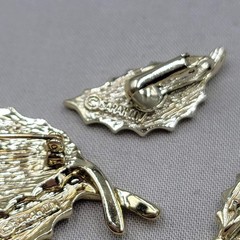 Vintage Sarah Coventry “Wooded Beauty” 1968 Brooch Clip Earrings Set