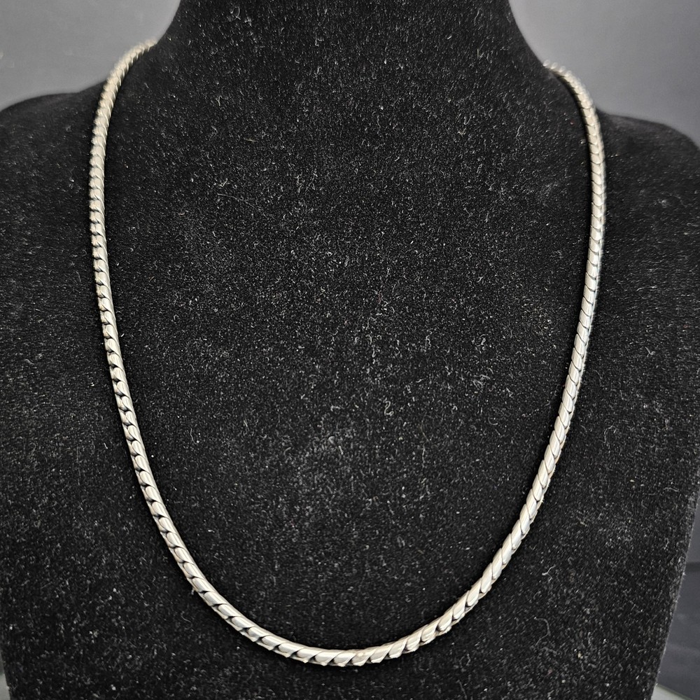 925 Silver Y2K ERA Snakechain Style Necklace 18 Inches, 18 Grams 925 Silver