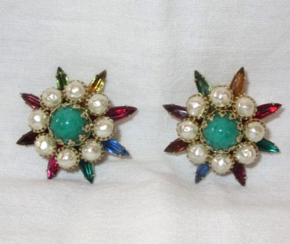 Vtg Signed Judy Lee Clip-On Starburst Earrings Faux Pearls & Colorful Rhinestone