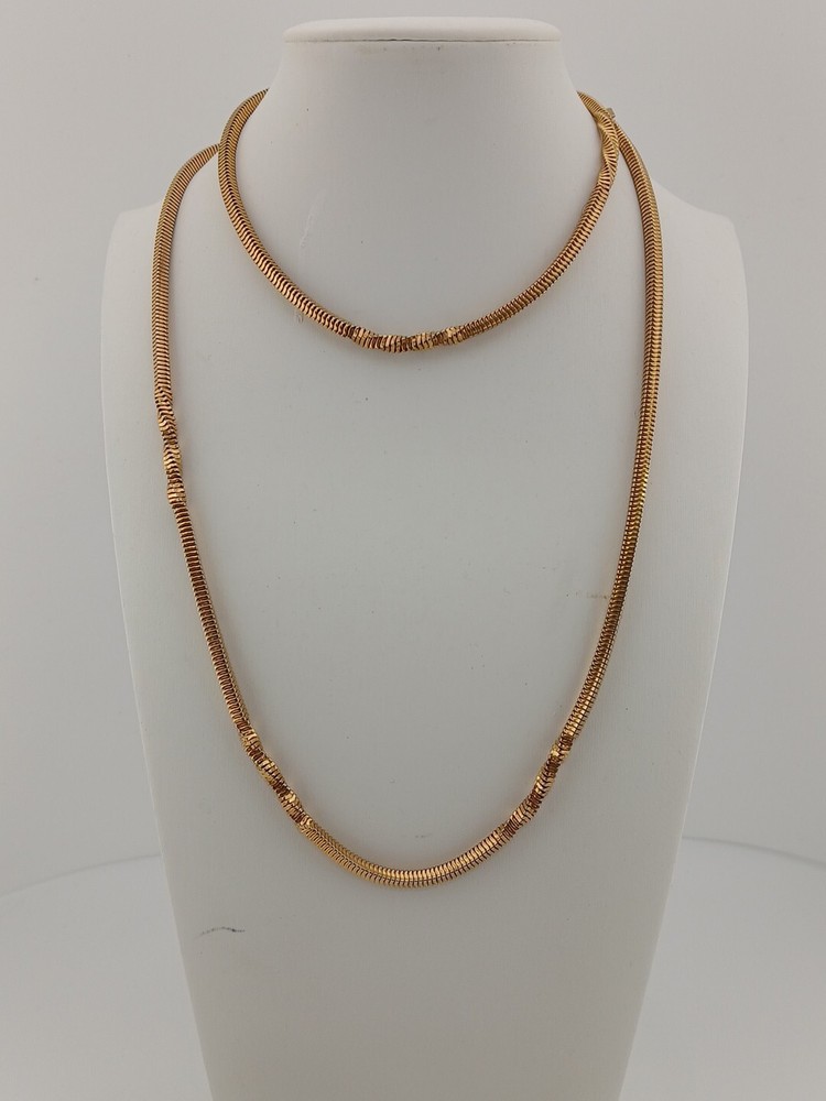 SARAH COV 1970s gold tone 32 in Unique Twist design box closure chain necklace