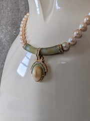 Vintage Rare Givenchy Faux Pearl Statement Choker Necklace 15.5″