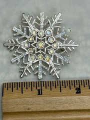 Vintage Avon Snowflake Silver Tone Pin Brooch Aurora Borealis Crystals Winter 2″