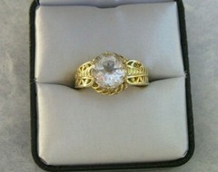 Beautiful 14K Yellow Gold & White Gemstone Ring 5.2 grams Size 8.25 STS