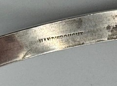 VINTAGE 1970’S HAND WROUGHT IC STERLING SILVER 925 BANGLE BRACELET 33.9