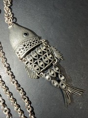 Vintage Articulated 3-Sections Rhinestones Bling Fish Necklace – Chain Hangs 18″