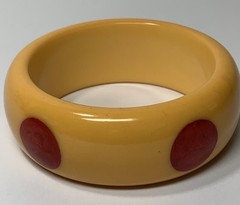 Vintage 1 1/16” Wide Butterscotch Bakelite Bracelet Five Red Marble Dots Tested