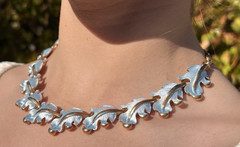 NOS Vintage Karu Gold & blue Tone Choker Necklace Collar Fashion