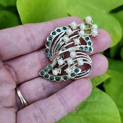 Vtg Abstract Brooch Faux Pearl Green Rhinestone Silver Toned Bouquet Art Beauty