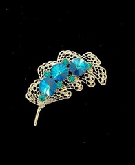 Vintage Rivoli Crystal Peacock Blue Green Silver Tone Feather Leaf Fan Brooch