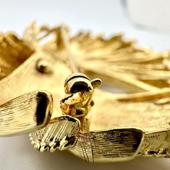 VTG MONET Cordelia Mirador Brooch Gold Tone Fire Works Knotted Rope Pin 2”