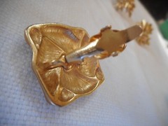 Vtg Crown Trifari Clip EARRINGS 1955-1969 Brushed Gold Square & Layered Leaves