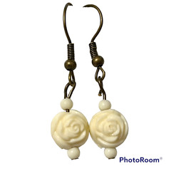 Vintage White Cream Rose Bud Flower Earrings Gold Tone Plated Carved Beads