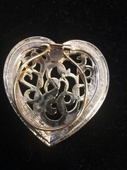 Vintage Large Gold Tone Open Work Heart Scarf Slide Clip