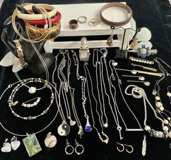 Vintage To Modern Mixed Estate Costume Jewelry Lot Silver Tone Rhinestones More