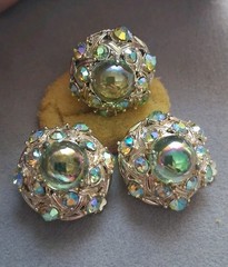 Hollycraft 1950s demi-parure green cab & AB clip on earrings & adjustable ring
